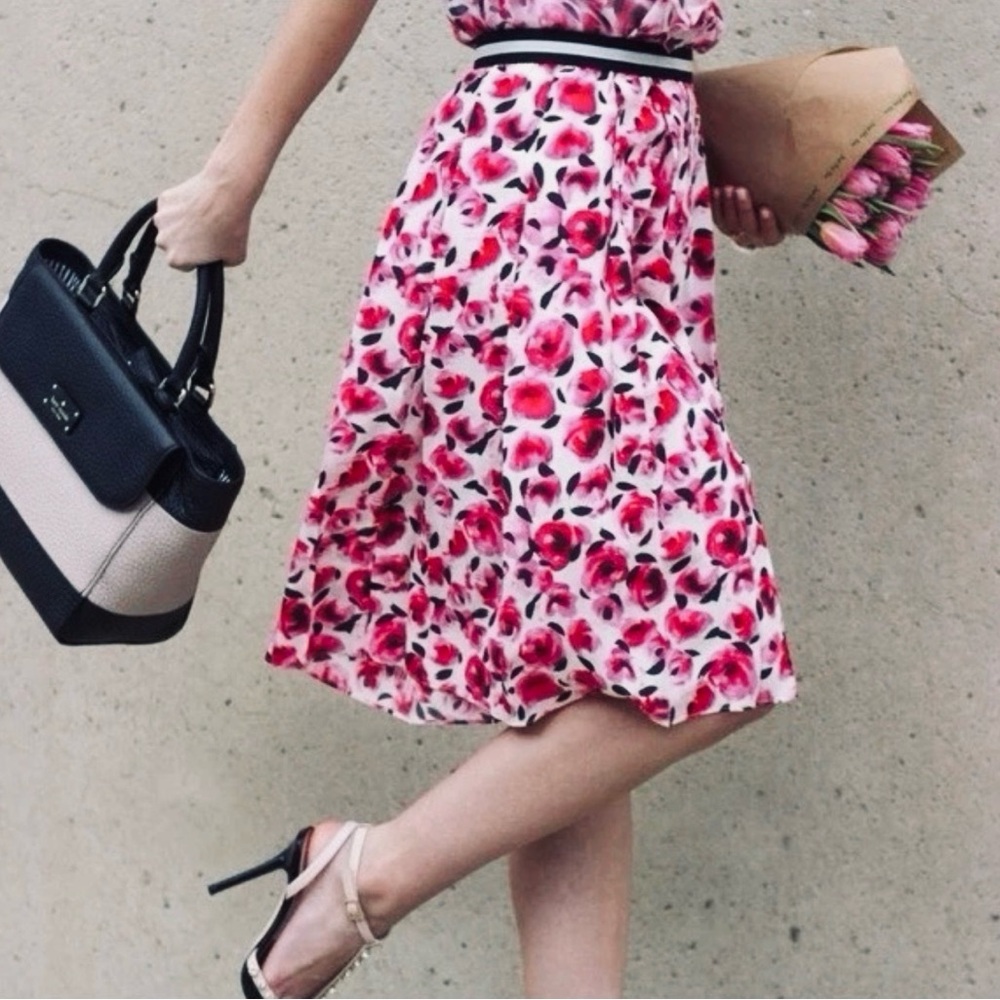 NWT Kate Spade Mini Rose Floral Pleated Pink and Red 100% Silk Skirt Size 0